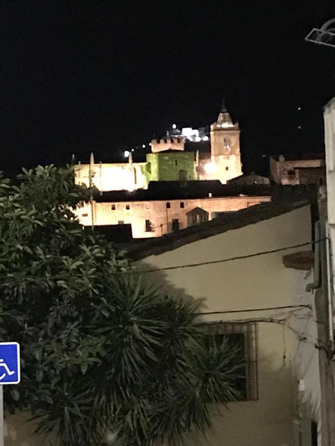 Centro Castillo 9 Caces Eksteriør bilde